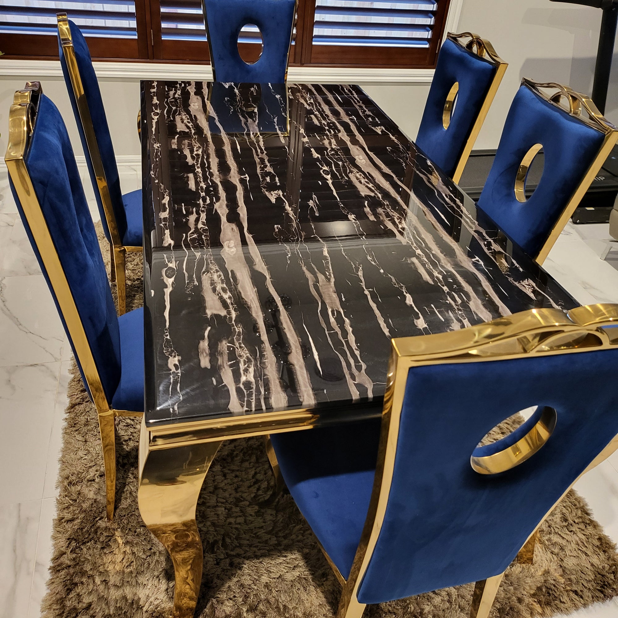 Black Dining Table with 6 Circle Blue Velvet Dining Room Chairs