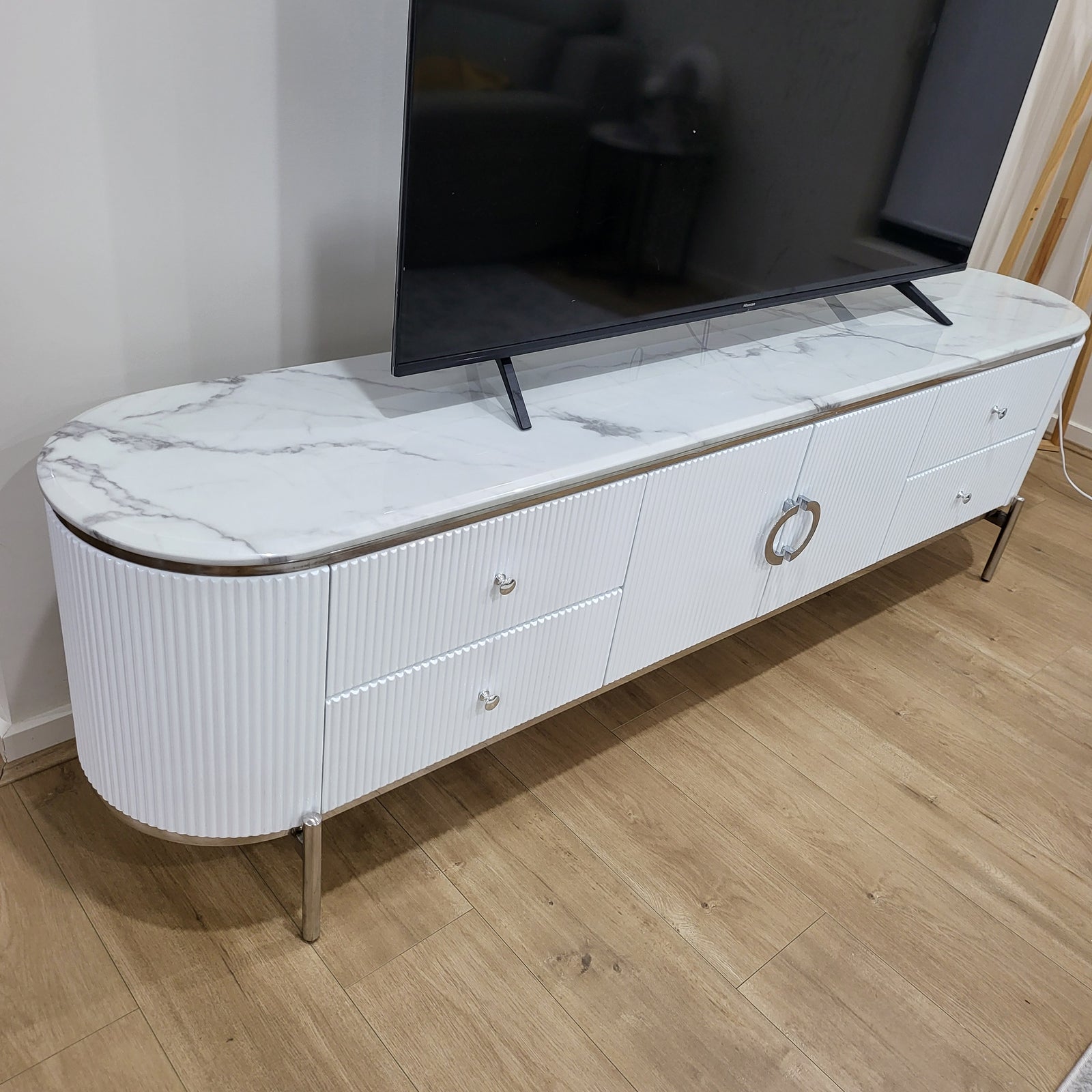 Silver Framed Classy Modern White TV Stand / Unit / Entertainment Unit in White MDF Material with 4 Storage Drawers and 2 Shelves with a matching coffee table