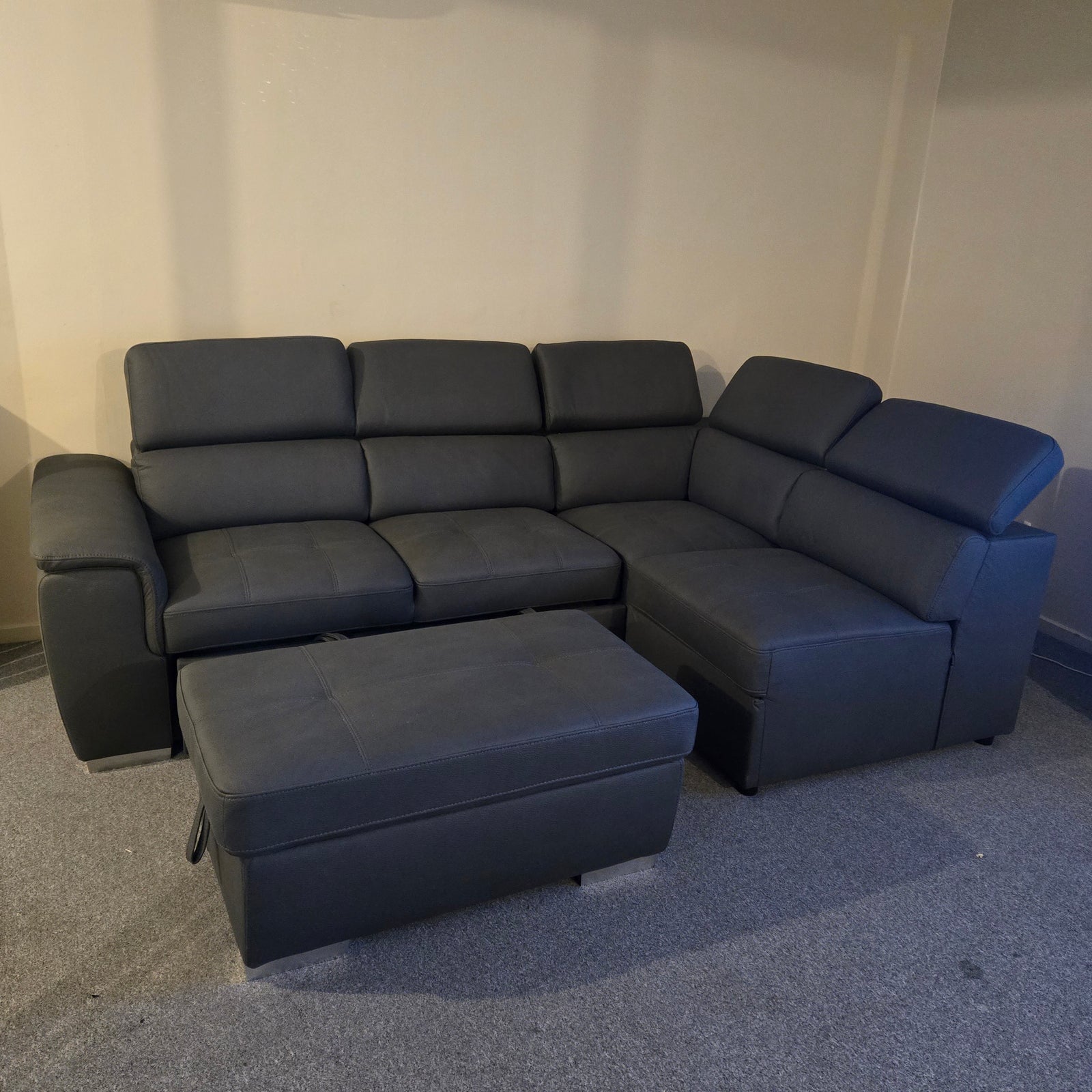 Corner Leather Sofa with Sofa Bed