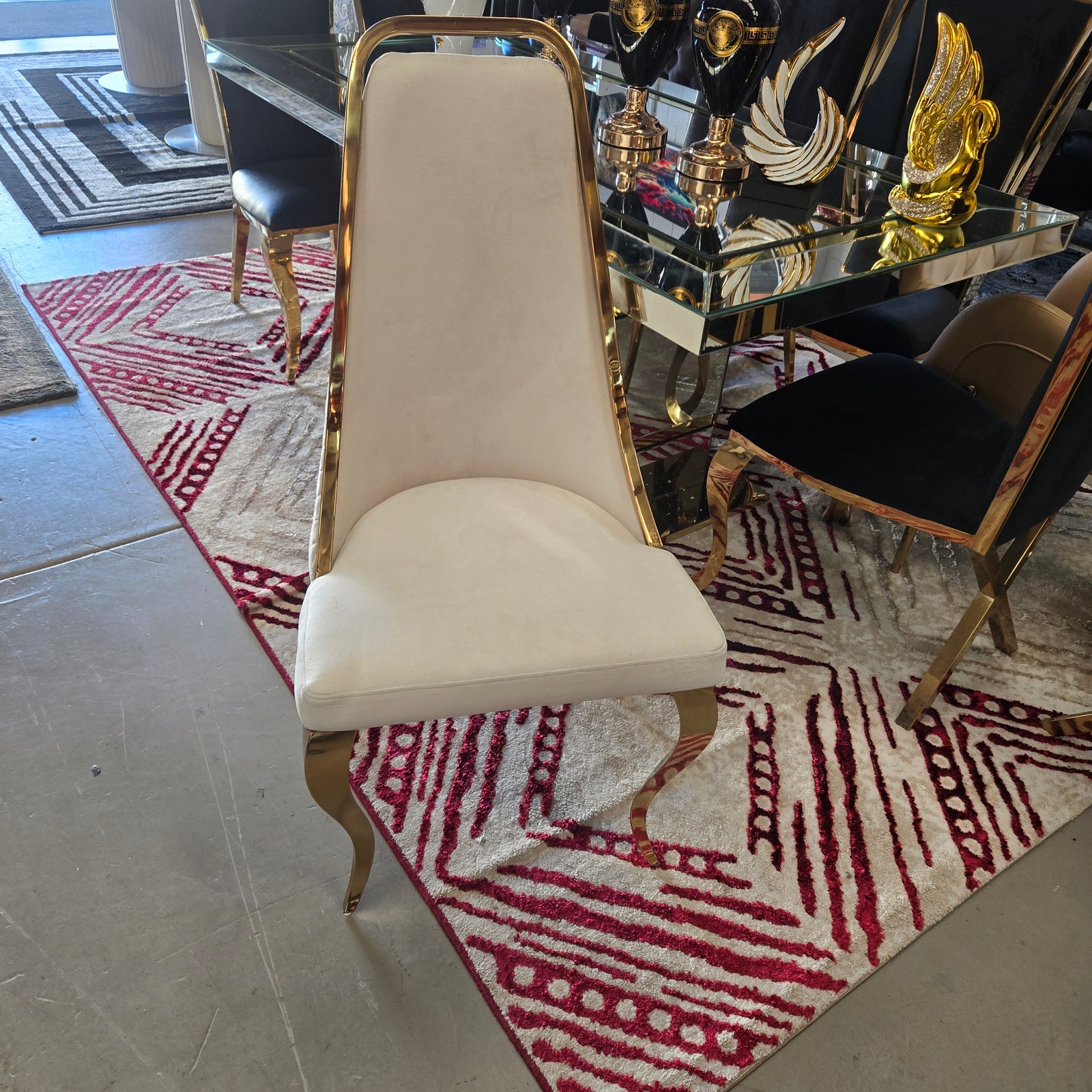 Beige Velvet Chair in Gold (Y2505)