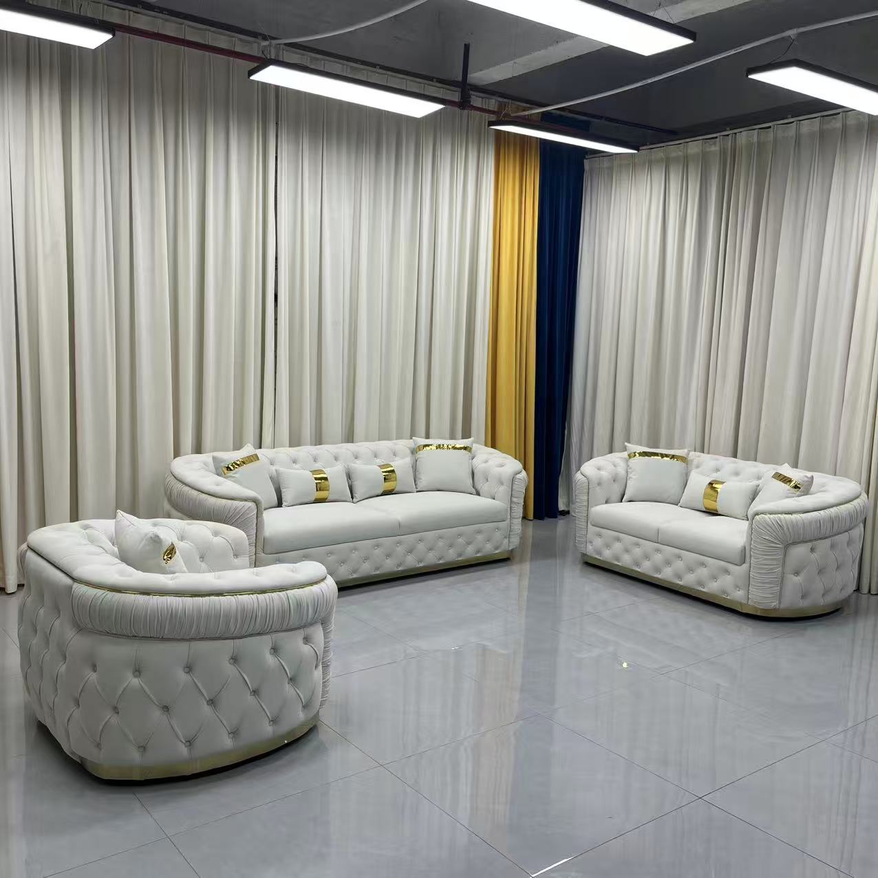 Nelly Velvet Sofa set (Cream)