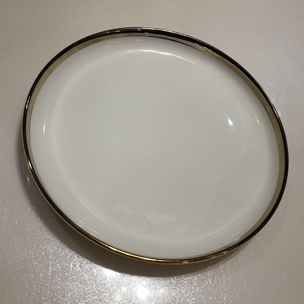 Luxury, Modern, Classy and Elegant Ceramic Dinner Set with Golden Trim Line in White Colour Plate