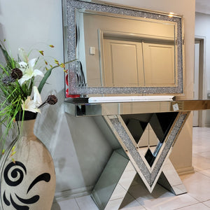 Silver Luxury and Stylish Glass Mirror Console Table and Mirror with Crushed Diamond Glass