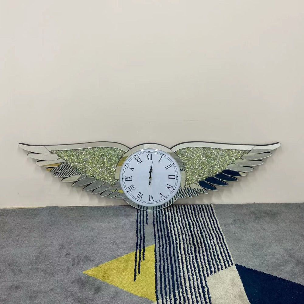 Silent Glass Mirrored Wall Clock in Silver Diamond Crushed Glass Mirrored Silent Wall Clock with an Elegant, Luxurious Look for Perfect Decoration in Classic Silver Colour