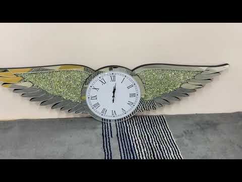 Stylish and Elegant Design Diamond Crushed Glass Mirrored Silent Wall Clock with an Elegant, Luxurious Look for Perfect Decoration in Classic Silver Colour