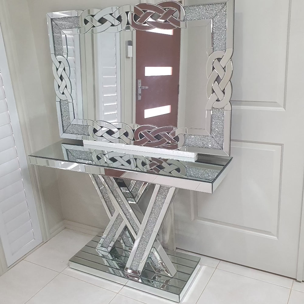 Diamond Crushed Mirrored Glass W Shaped Style Hallway Console Table and Mirror set in Silver Colour