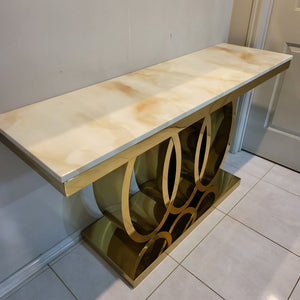 Audi Stylish And Luxurious Cream Brown Marble Console Table Featuring A Durable Gold Stainless Steel Frame