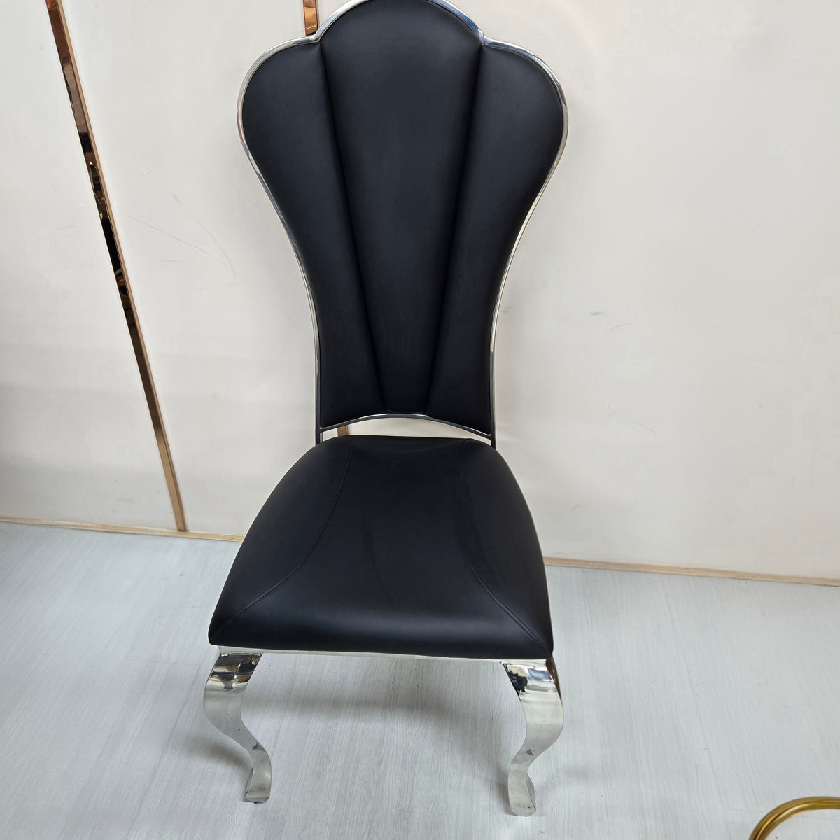 Nelly Leather Dining chair (Silver)
