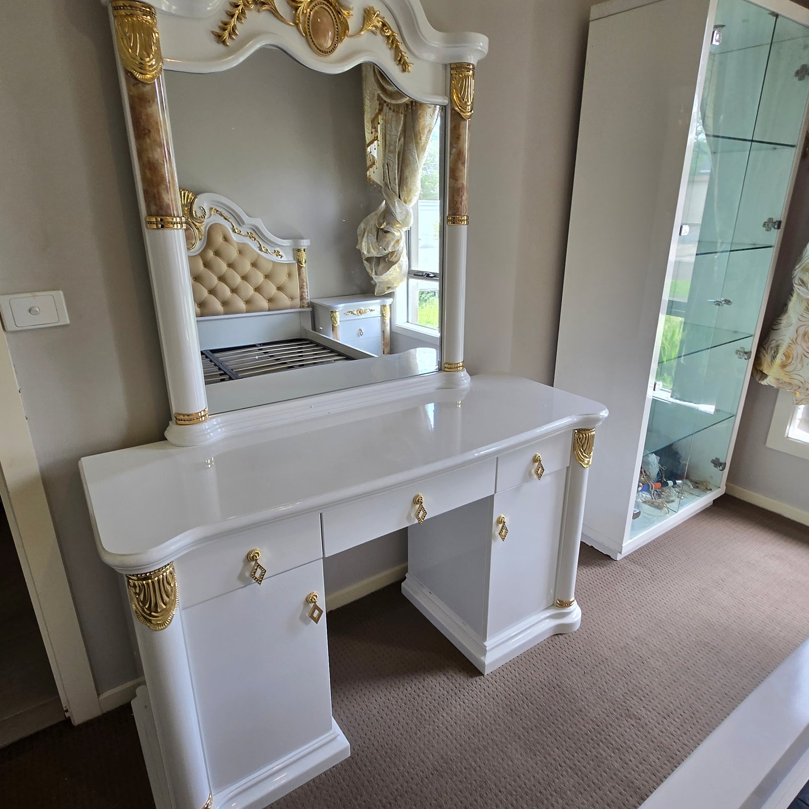 Wooden Dressing Table with 3 Drawers