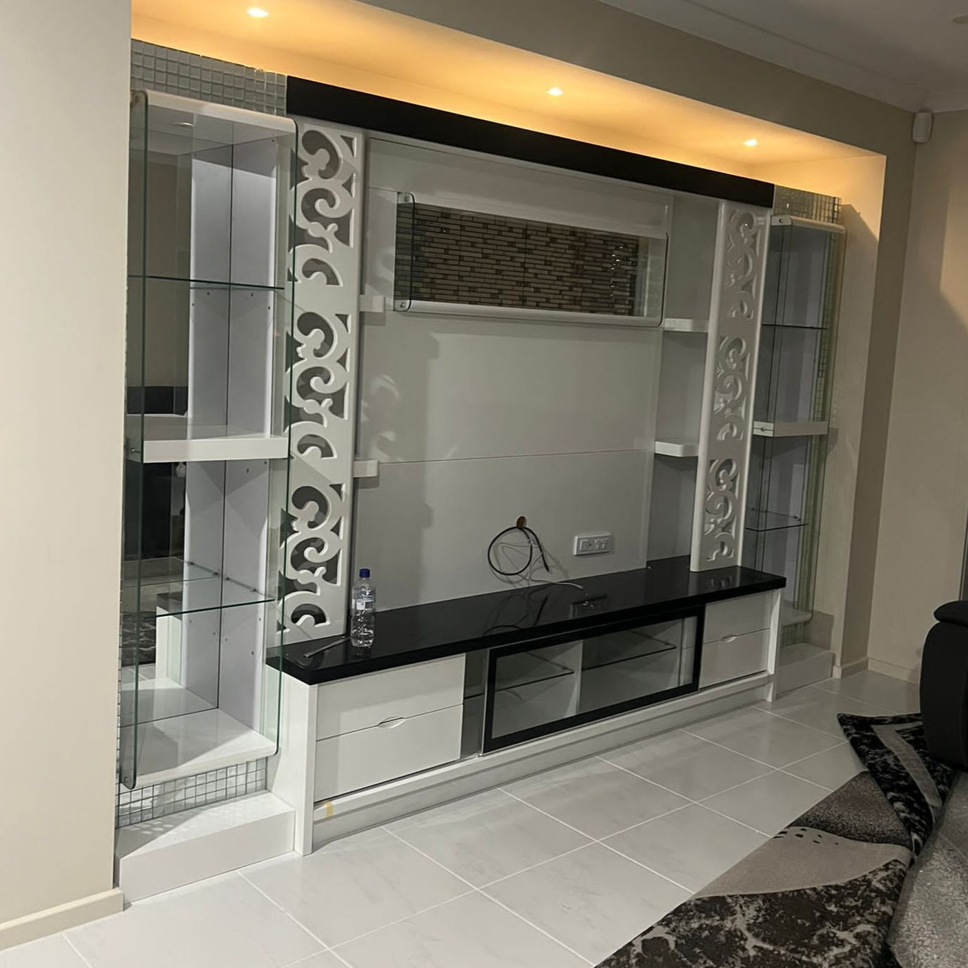 Classy TV Wall Cabinet / Unit RBM 2