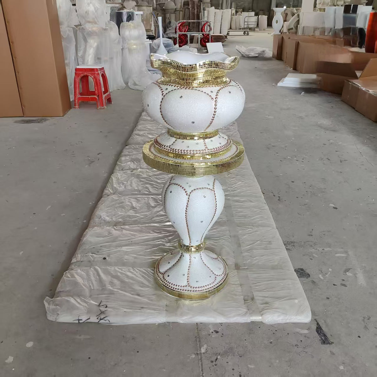 2-Piece Decorative Resin - iVase