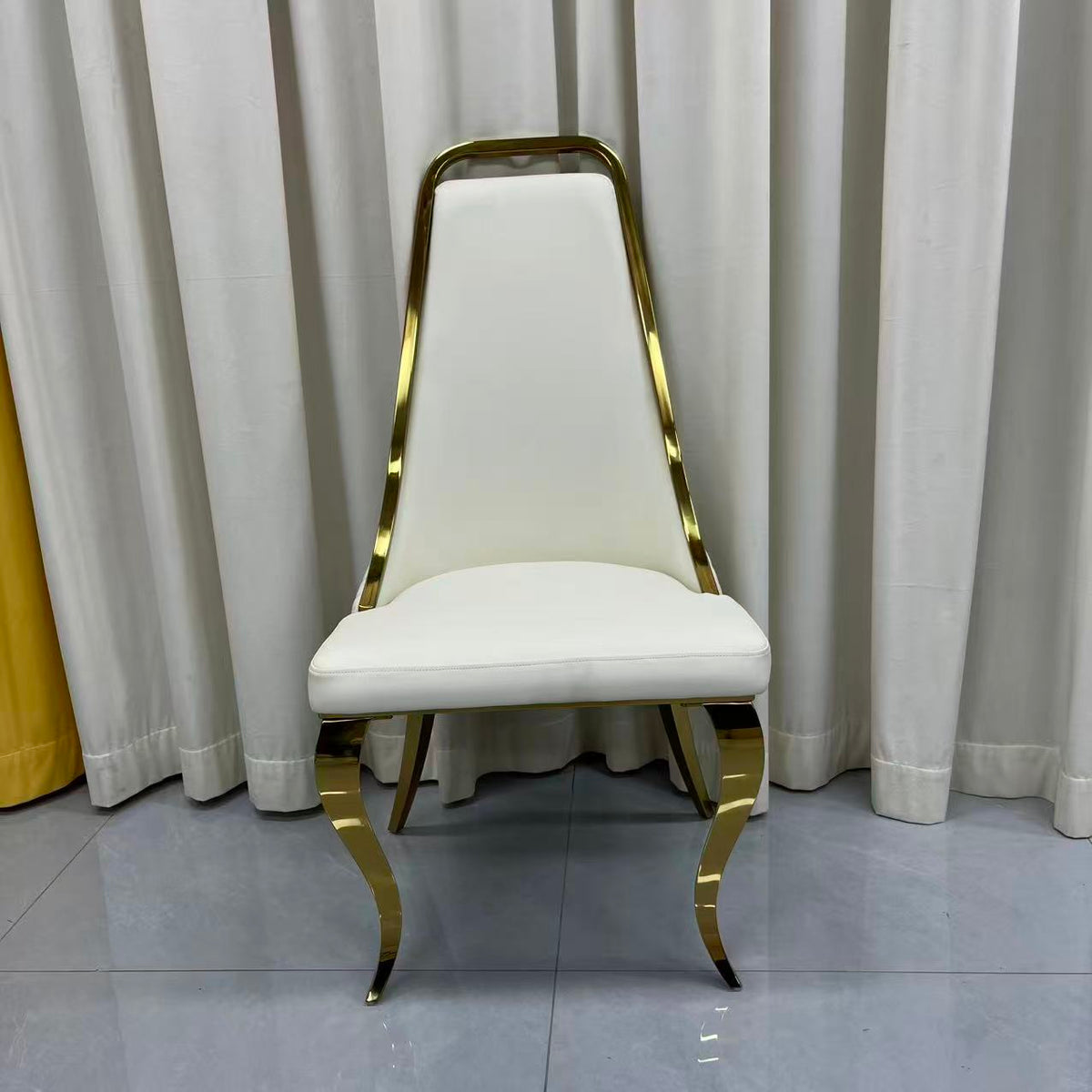 Y2505 - White Leather Chair in Gold