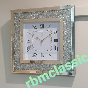 Diamond Crushed Glass Mirrored Silent Wall Clock in Silver