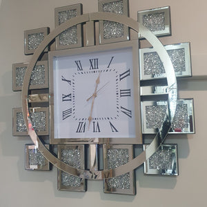 Diamond Crushed Glass Mirrored Silent Wall Clock with an Elegant, Luxurious Look for Perfect Decoration