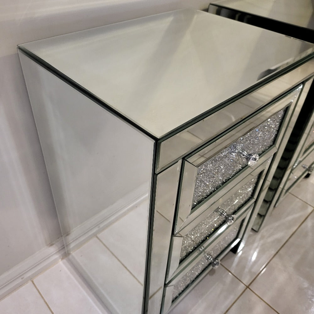Modern Diamond Crushed Mirrored Glass Bedside Table