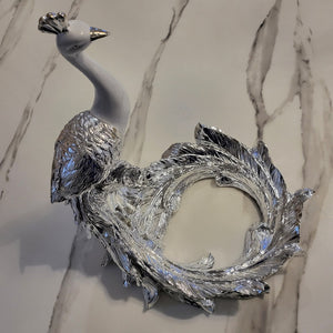Elegant Design with Exquisite Craftmanship Silver Decorative Serving Fruit Bowl
